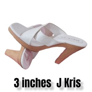 WHITE MULE/HEELS CRISS CROSSED S9